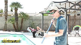 Skinny MILF Sofie Marie Gets Fucked By The Poolboy