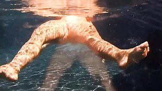 Pretty Cherry Brady's saggy porn