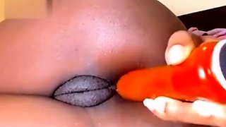 Phat Ebony Pussy Close-Up on Webcam