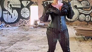 Imperatiz Bella Pune Just for Pleasure