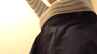 Flat Chest Shaved Pussy Niece’s Secret Bathroom Sex Tape -2