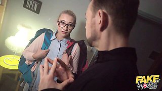 Hot xxx with smiling Marilyn Sugar from Fake Hostel