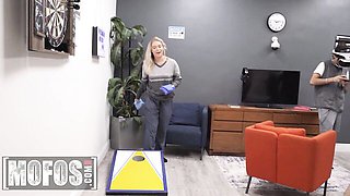 Krissy Knight & Victor Ray Looks Right At You While She Sucks