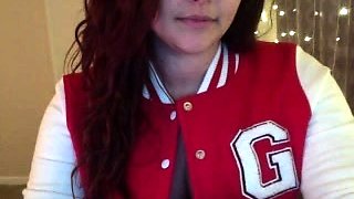 Big boob brunette masturbates on webcam