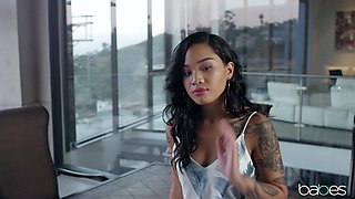 Honey Gold's Wild Passion in a Steamy Kitchen Encounter