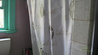 Kara Dasha Masturbates in the Bathroom