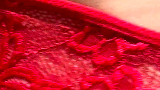 MILF with big natural boobs puts on a show