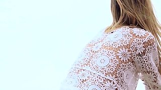 Sexy naked MILF playing with her baloons