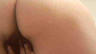 COUGAR takes off, demonstrating her culo and coochie to her son-in-law on camera in secret