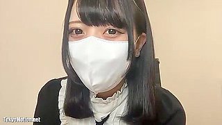 Erotic live chat with cute beautiful girl