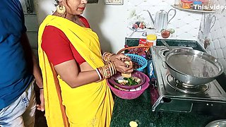 Owner Rough Fucking Maid Girl Who Cooking Food In Kitchen Porn In Hindi Voice