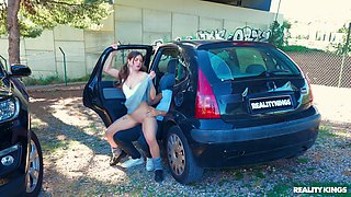 Hot teen Agatha Shay crazy sex video