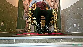 Monika Schmidt Burger Crushing Giantess Spitting Boot Worship