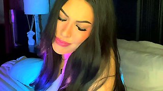 Blonde With Natural Big Boobs Loves Putting A Toy In Her