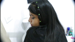 The most beautiful and hot Indian I have in my bed on top of my cock - Porn in Spanish
