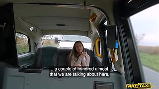 Lara Lee's Sizzling Booty Shakes in Cab