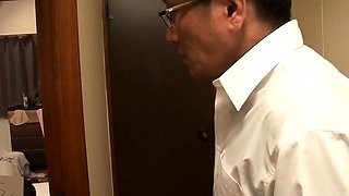 Big assed busty tit fuck and blowjob from curvy stunner