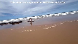 Eu E Minha Amiga Tiramos O Biquini No Meio Da Praia Da Bahia E Demos Pra Todos Os Machos Que Estavam 11 Min With Loira Luxx