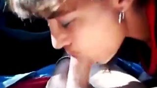 Hooker Sucking Cock in the car italy