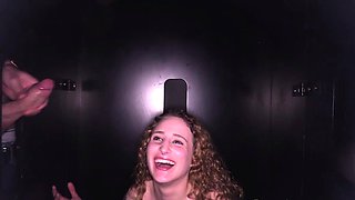 Close up fuck girl in big cock