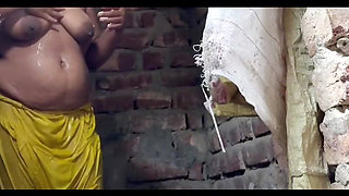 Must be watch!! Real Indian Desi shower!