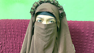 My Hot and Sexy Neighbor Bhabhi Crazy for Hard Fucking