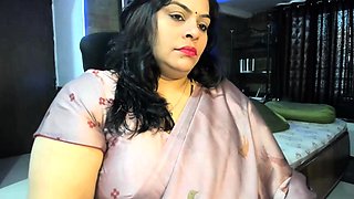 Big Boobs Desi Indian Aunty by lastwilson