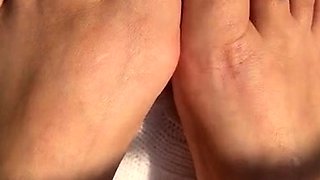 Linsey Dawn solo foot fetish