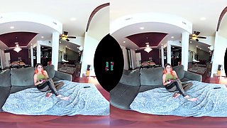 VRHUSH Jillian Janson and Pamela Morrison have fun with a