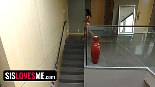 Sislovesme - little ebony sis scarlit scandal caught by creepy bro fingering in bathtub