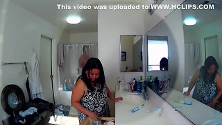 Hidden Cam 3 - Ambridge In Shower And Fucked - Total Voyeur