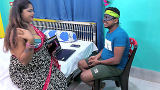 Hot Aunty Fucked by Tatoo Artist