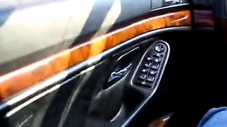 Russian Amateur Luda Sucks in the Car