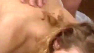 Nicolette Pumps Her Milk