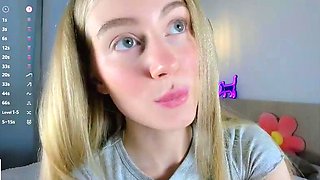 AMATEUR BIGTIT BLONDE TEEN MASTURBATES IN STALKINGS