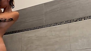 Blonde Gets Fucked in the Shower by the Neighbor, He Bars Her Pussy. Creampie