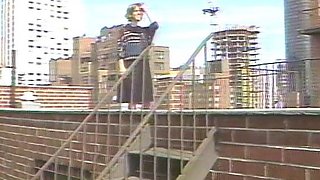 Brunette hookup amateur blowjob and dirtytalk sexdate