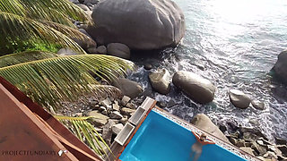 Underwater fuck in paradise infinitypool