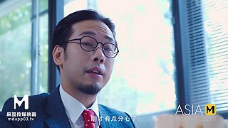 Secretary girl gets her intimate interview session with the boss