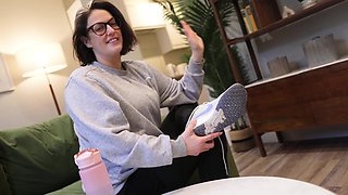 Roommate Submissive - Gym Foot Worship