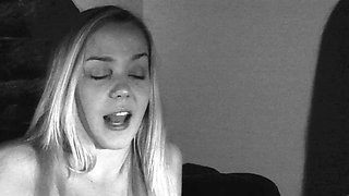 Awesome Big Boobs Blonde Masturbates In The Shower