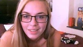 sexy amateur hot blonde teen show webcam