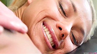 Delightful Veronicas Anal Dirt