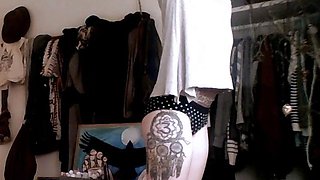 Hot amateur webcam teen masturbates for their fans