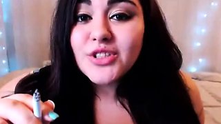 Cumshot amateur MILF suck and jerks dude in the bedroom