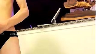 Solo webcam tranny masturbation